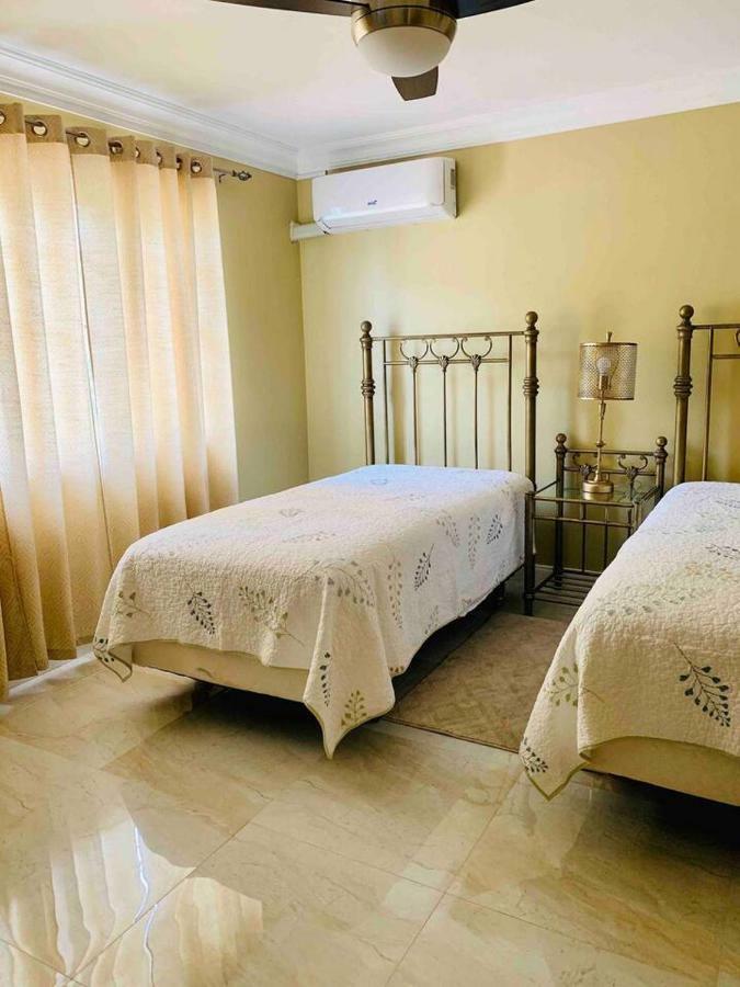 Bella Vista Villa Kingston Esterno foto